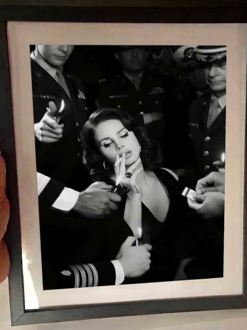 Framed Black & White Glamour Photo – Classic Hollywood Style Lana Del Ray Malena